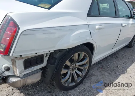 2014 Chrysler 300 300S из США, поврежденный, VIN 2C3CCABG9EH323782